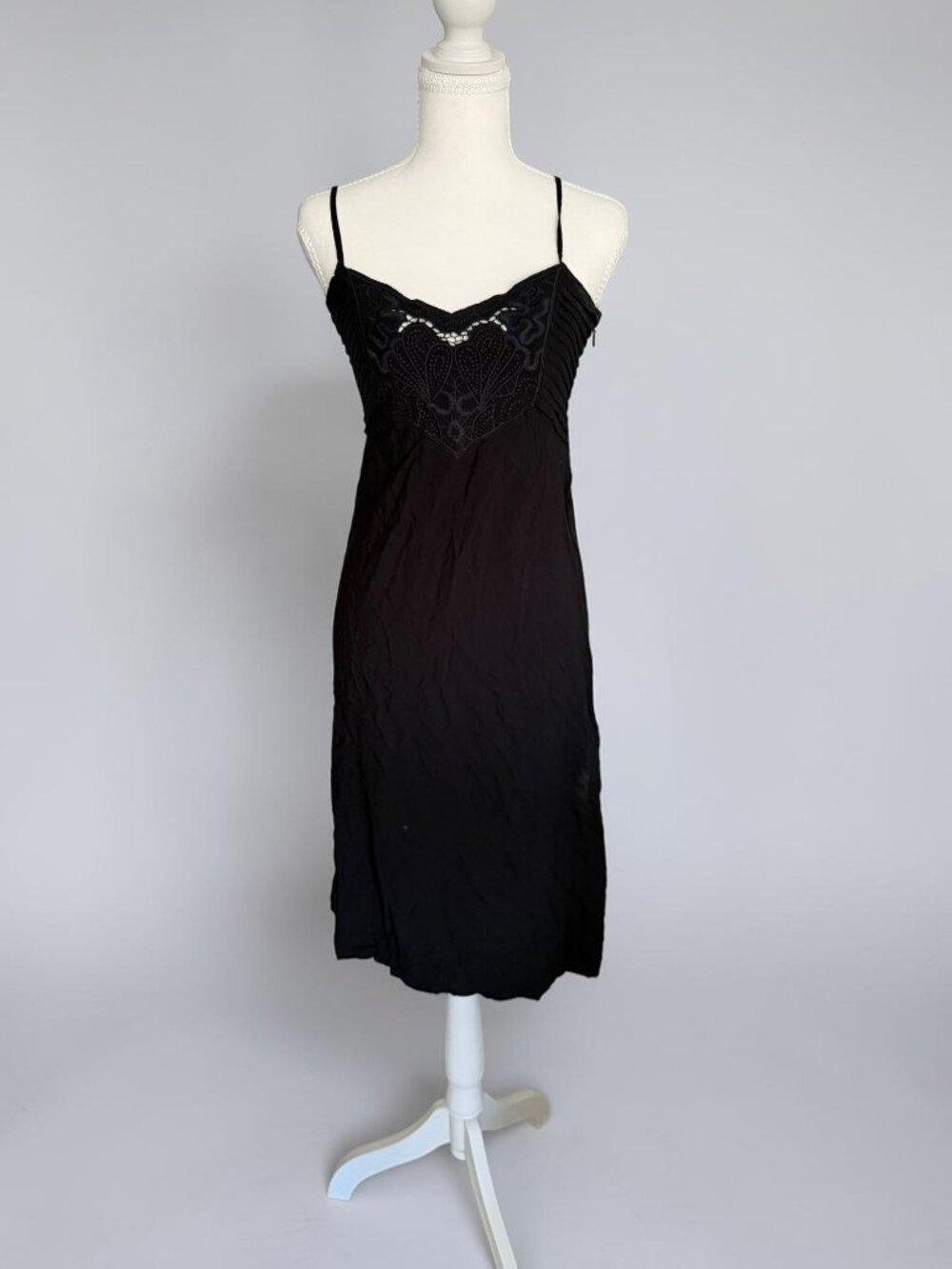 AUGUSTE Anthropologie Black Slip Dress Size US 2